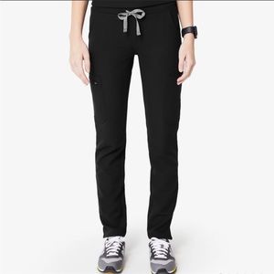 Figs scrub bottoms black S